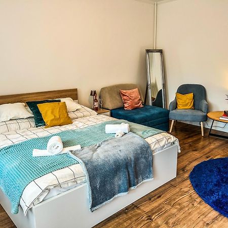 Szekszárd Villa Blue City Apartman מראה חיצוני תמונה