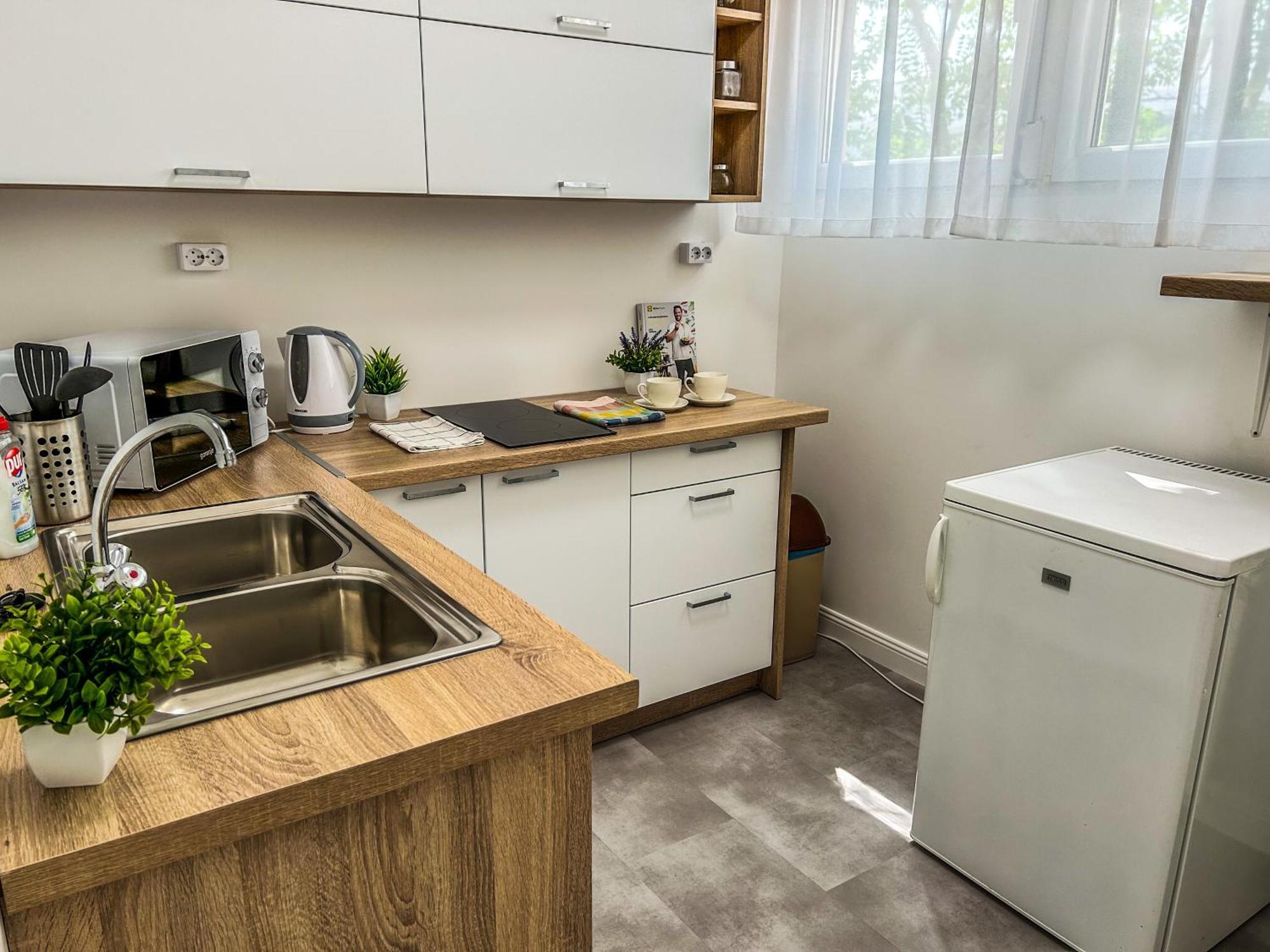 Szekszárd Villa Blue City Apartman מראה חיצוני תמונה